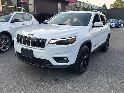 Bright White Clearcoat 2020 Jeep Cherokee Altitude