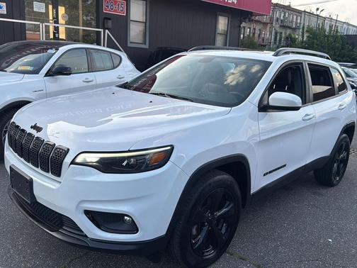 Bright White Clearcoat 2020 Jeep Cherokee Altitude