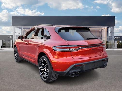 2023 Porsche Macan T