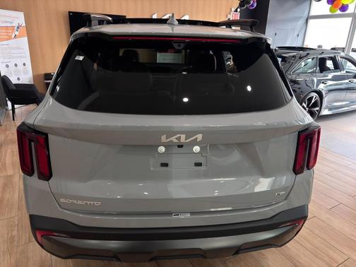 2024 Kia Sorento SX