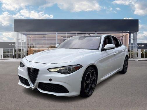 2022 Alfa Romeo Giulia Ti