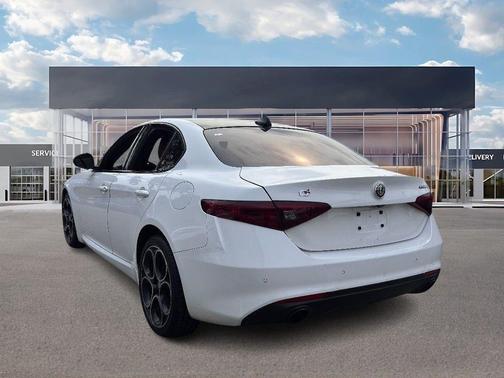 2022 Alfa Romeo Giulia Ti