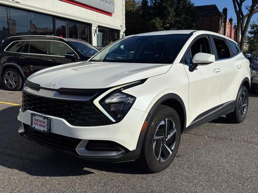 2023 Kia Sportage Hybrid LX