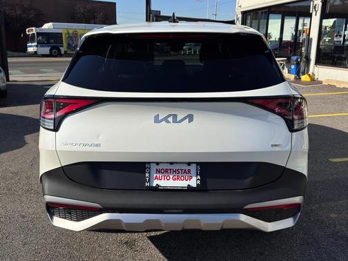 2023 Kia Sportage Hybrid LX