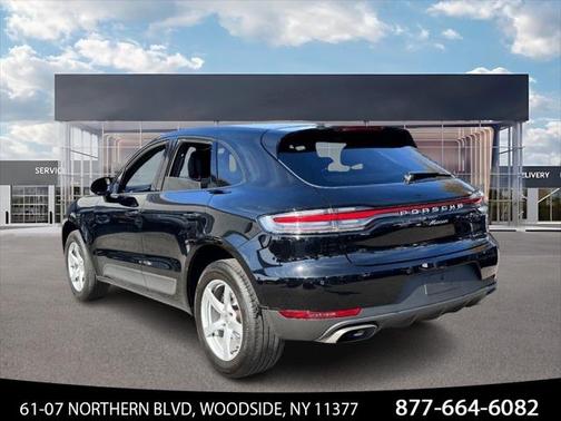2021 Porsche Macan Base