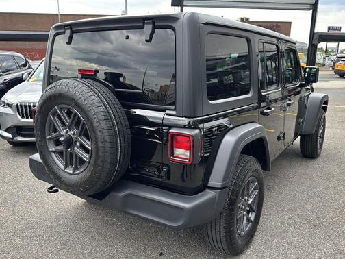Black Clearcoat 2025 Jeep Wrangler Sport S