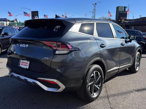 2023 Kia Sportage Hybrid LX