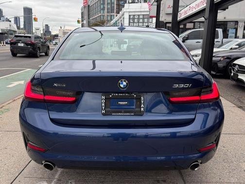 2022 BMW 330 xDrive