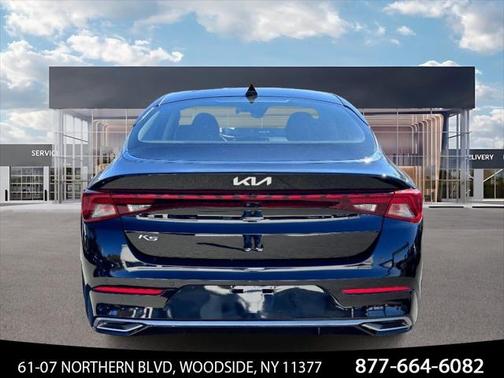 2022 Kia K5 EX