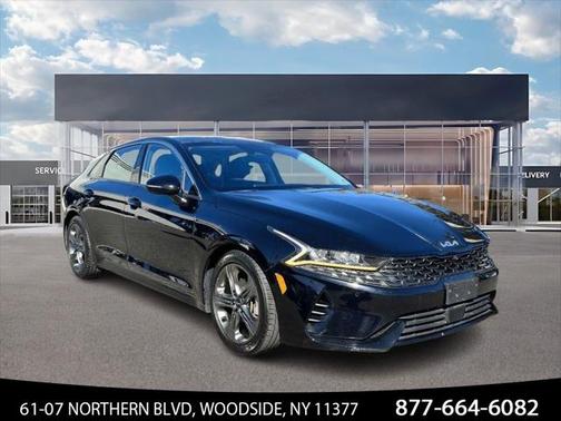 2022 Kia K5 EX