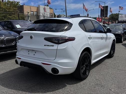 2021 Alfa Romeo Stelvio Ti Sport