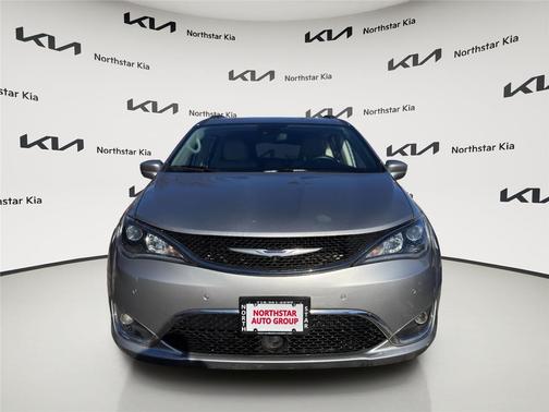 2020 Chrysler Pacifica Touring-L Plus