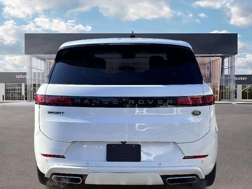 2023 Land Rover Range Rover Sport SE