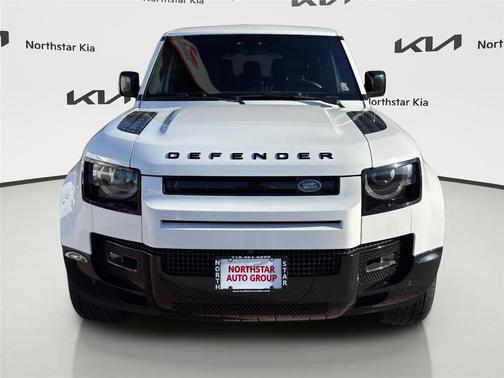 2024 Land Rover Defender 130 P400 X-Dynamic SE