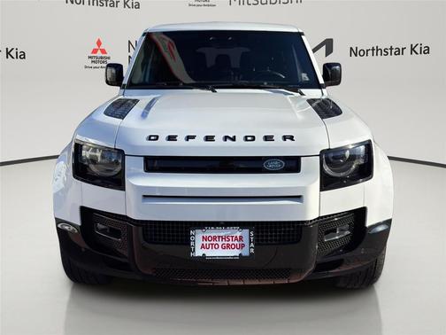 2024 Land Rover Defender 130 P400 X-Dynamic SE