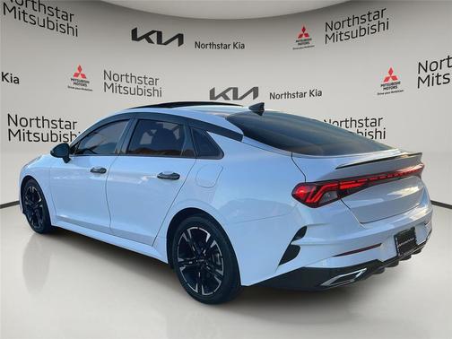 Glacial White Pearl 2022 Kia K5 GT-Line