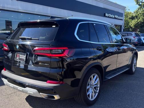 Jet Black 2023 BMW X5 xDrive40i