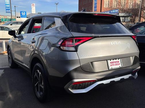 2023 Kia Sportage Hybrid LX