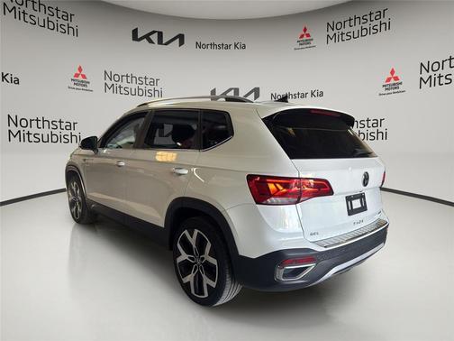 Pure White 2022 Volkswagen Taos 1.5T SEL