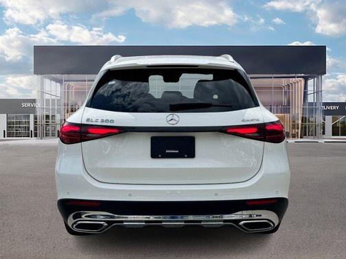 2023 Mercedes-Benz GLC 300 4MATIC