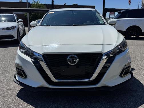 2023 Nissan Altima SR Intelligent AWD