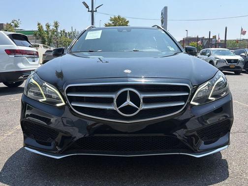 Black 2016 Mercedes-Benz E-Class 4MATIC