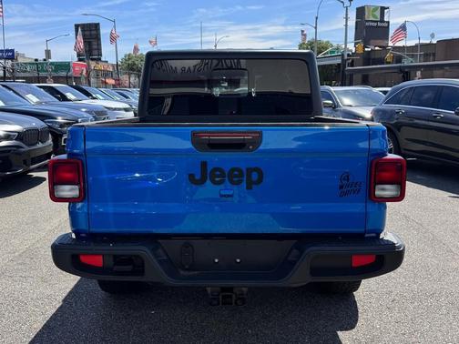 2021 Jeep Gladiator Willys 4x4