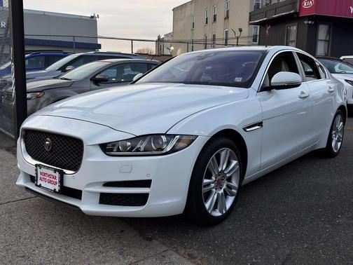 2019 Jaguar XE 25t Premium