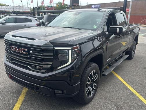 Onyx Black 2022 GMC Sierra 1500 AT4