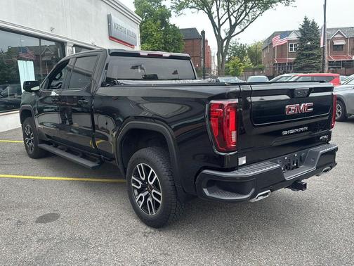 Onyx Black 2022 GMC Sierra 1500 AT4