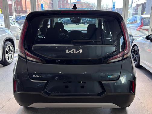 2023 Kia Soul EX