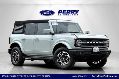 2024 Ford Bronco OUTER BANKS