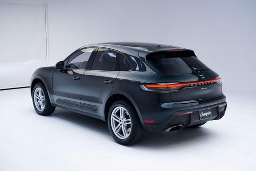 2024 Porsche Macan 