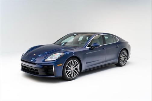 2024 Porsche Panamera 4