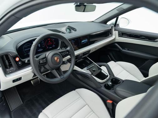 2026 Porsche Cayenne S