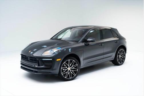 2025 Porsche Macan Base