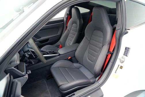 2024 Porsche 911 Turbo S