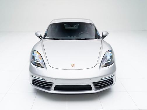 2025 Porsche 718 Cayman 