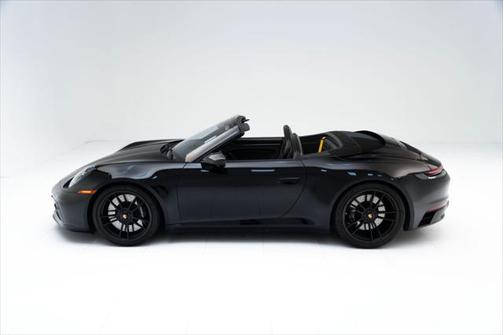 2024 Porsche 911 Carrera GTS