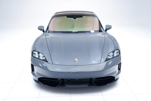 2026 Porsche Taycan GTS