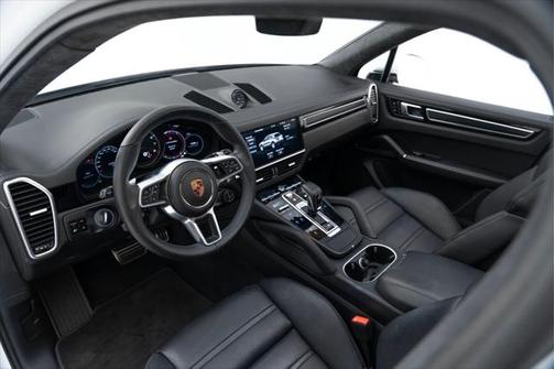 2021 Porsche Cayenne GTS