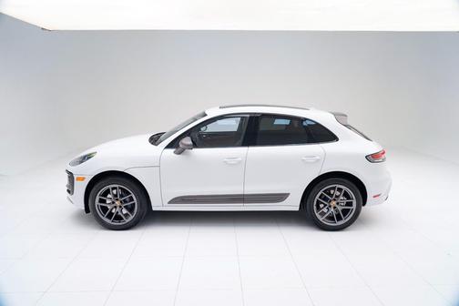 2025 Porsche Macan T