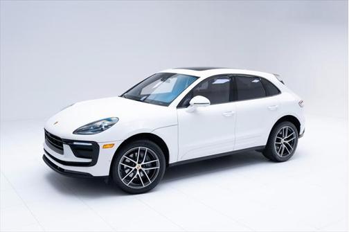 2022 Porsche Macan Base