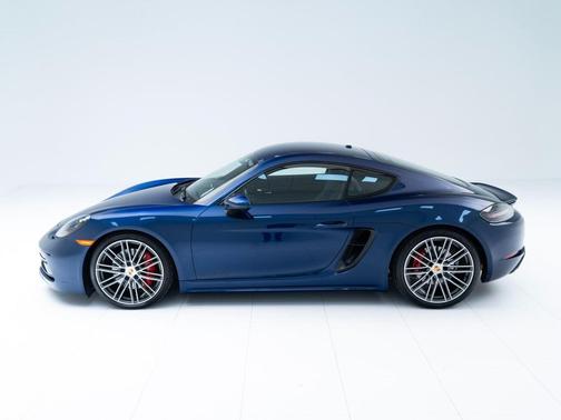 2025 Porsche 718 Cayman GTS 4.0