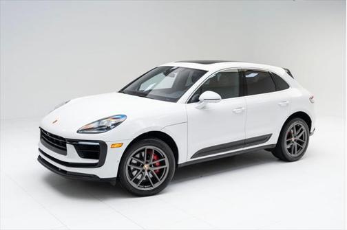 2022 Porsche Macan Base