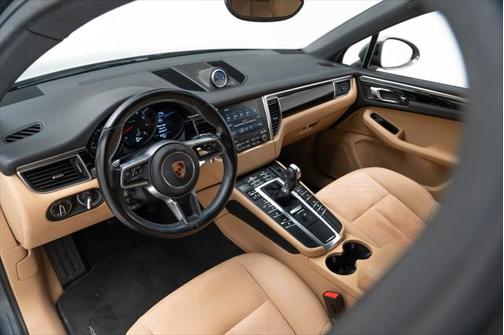 2017 Porsche Macan Base