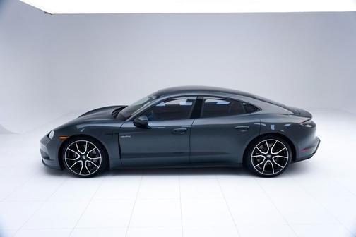 2026 Porsche Taycan 4