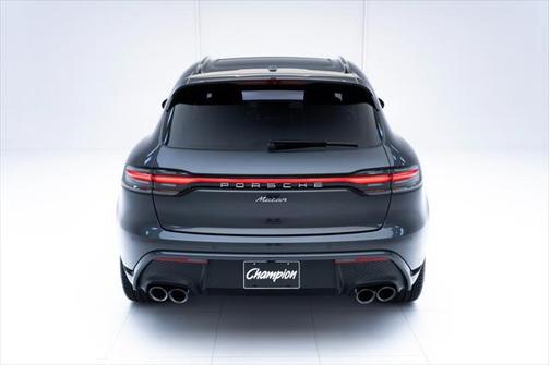 2024 Porsche Macan Base