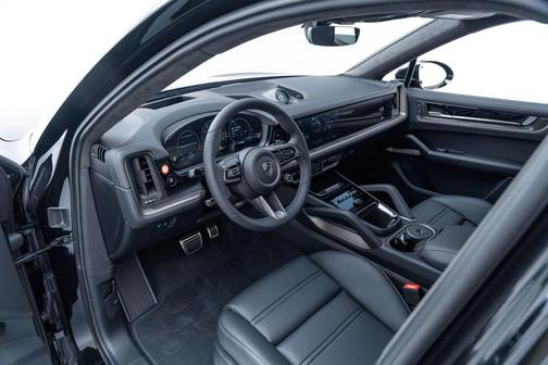 2026 Porsche Cayenne Turbo