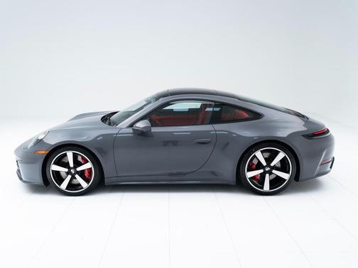 2026 Porsche 911 Carrera 4S